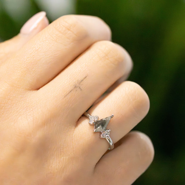 Lykke Kite Shape Salt and Pepper Diamond Trefoil Cluster Ring Platinum