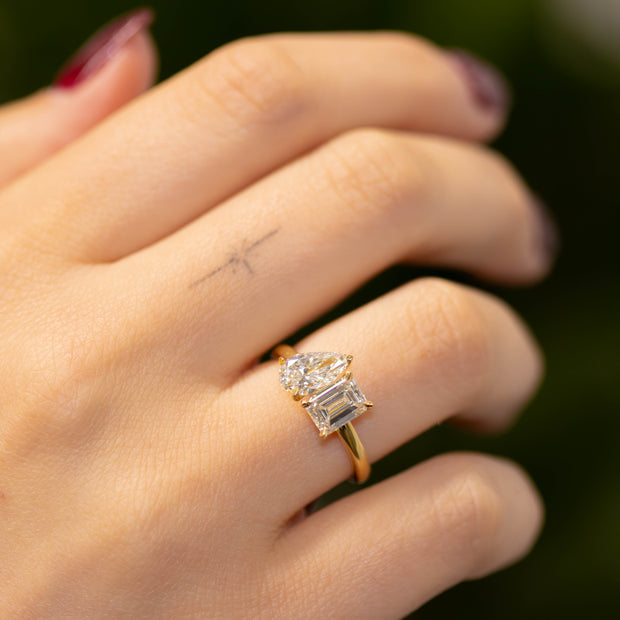 Venus Toi et Moi Style 2 Stone Lab Grown Diamond Ring 18ct Yellow Gold 2.00ct