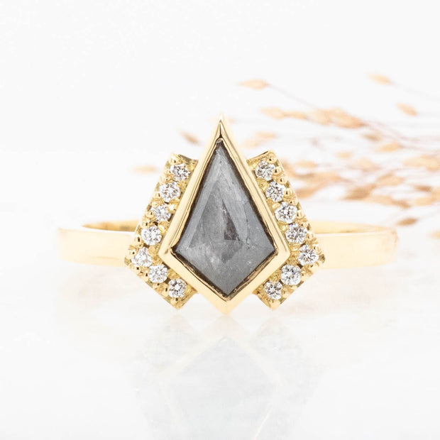 Noah James Jewellers Manchester In Stock Engagement Ring Astrid Kite Shape Salt and Pepper Diamond fancy half halo Ring 18ct yellow gold Lab Grown Diamond Moissanite