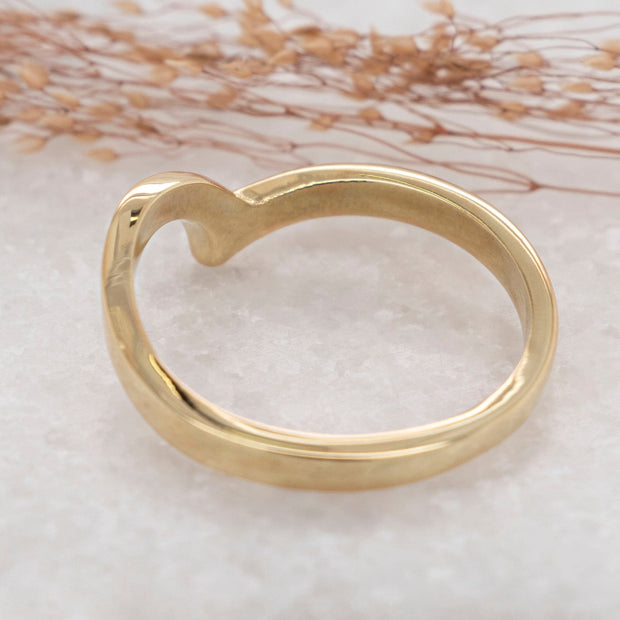 Noah James Jewellers Manchester Bespoke Gallery BESPOKE 22CT YELLOW GOLD SHAPED WEDDING BAND Lab Grown Diamond Moissanite