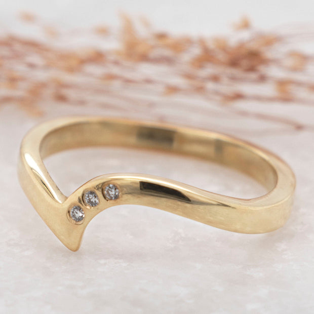 Noah James Jewellers Manchester Bespoke Gallery BESPOKE 22CT YELLOW GOLD SHAPED WEDDING BAND Lab Grown Diamond Moissanite