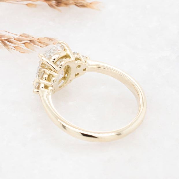 Noah James Jewellers Manchester Bespoke Gallery BESPOKE 2CT OVAL ENGAGEMENT RING Lab Grown Diamond Moissanite