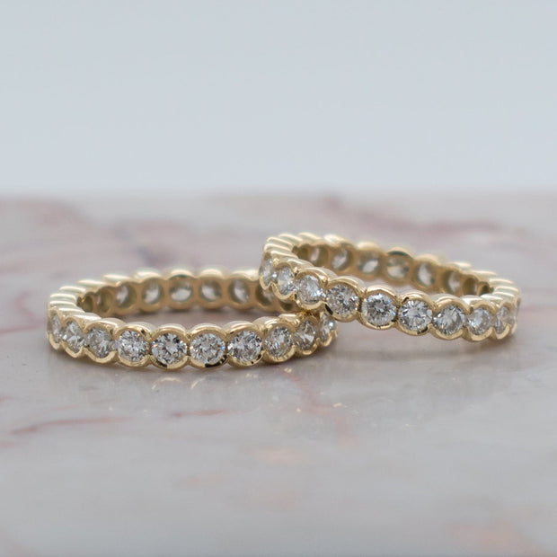 Noah James Jewellers Manchester Bespoke Gallery BESPOKE GRAIN SET YELLOW GOLD WEDDING BANDS Lab Grown Diamond Moissanite