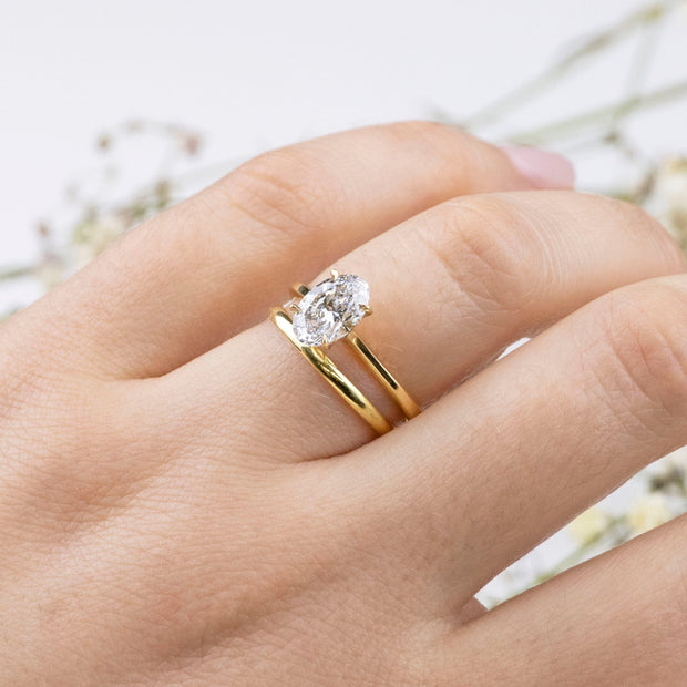 Noah James Jewellers Manchester Engagement Ring Celeste Oval Solitaire Engagement Ring Platinum Lab Grown Diamond Moissanite