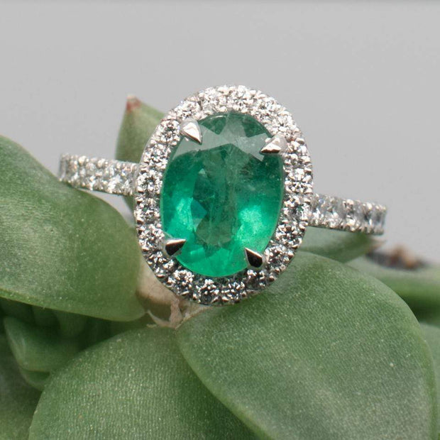 BESPOKE EMERALD HALO RING | Noah James Jewellery.