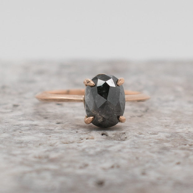 Noah James Jewellers Manchester Bespoke Gallery Bespoke salt and pepper diamond engagement ring Lab Grown Diamond Moissanite