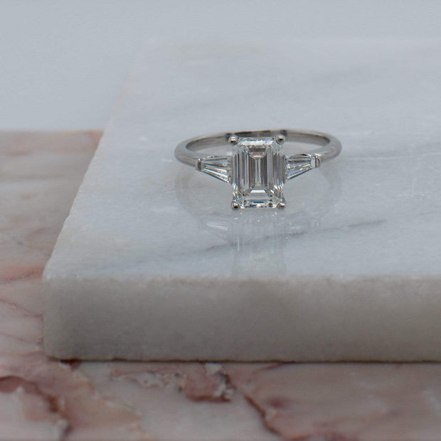 BESPOKE EMERALD CUT AND TAPERED BAGUETTE ENGAGEMENT RING | Noah James Jewellery.