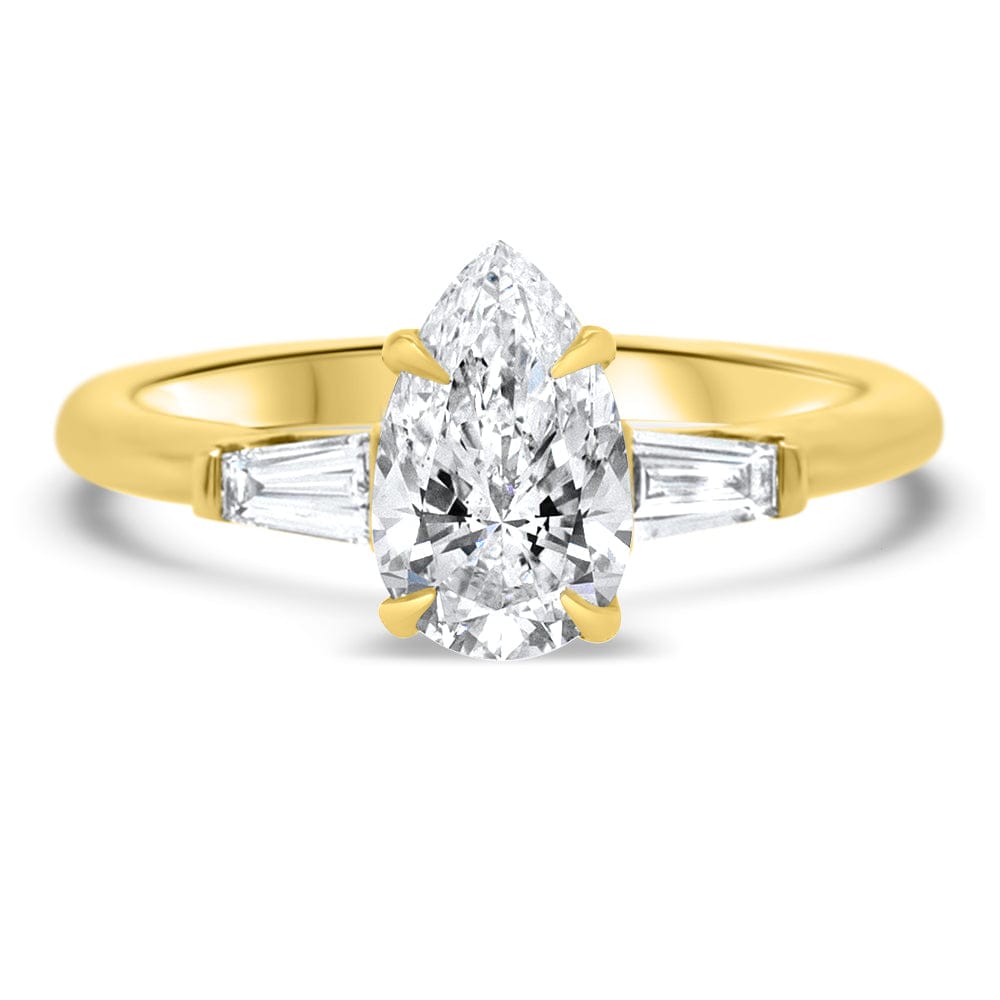 Women's Engagement Pear CVD Diamond Ring, Size: 19.8mm (d) at Rs 564127 in  Surat